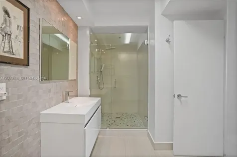 20281 E Country Club Drive Aventura FL 33180