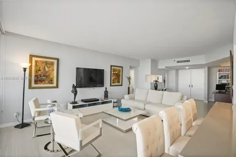 20281 E Country Club Drive Aventura FL 33180