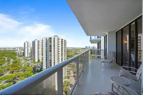 20281 E Country Club Drive Aventura FL 33180