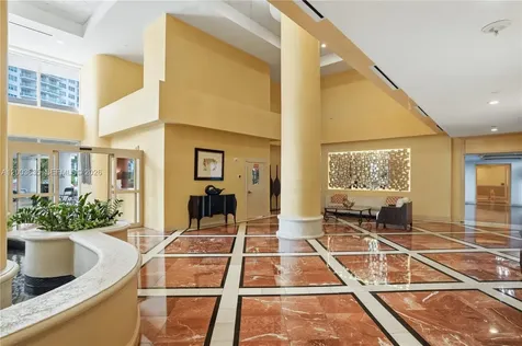 20281 E Country Club Drive Aventura FL 33180