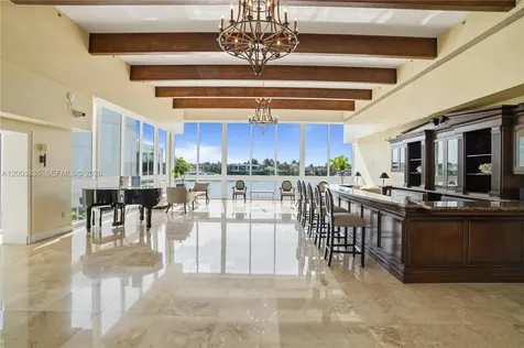 20281 E Country Club Drive Aventura FL 33180