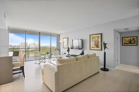 20281 E Country Club Drive Aventura FL 33180