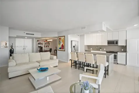 20281 E Country Club Drive Aventura FL 33180
