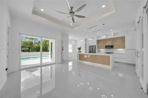 2703 34th Street SW Lehigh Acres FL 33976