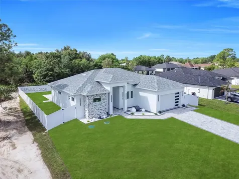 2703 34th Street SW Lehigh Acres FL 33976