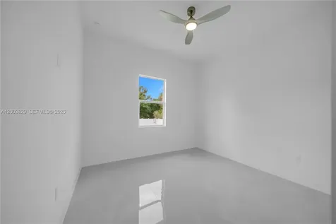 2703 34th Street SW Lehigh Acres FL 33976