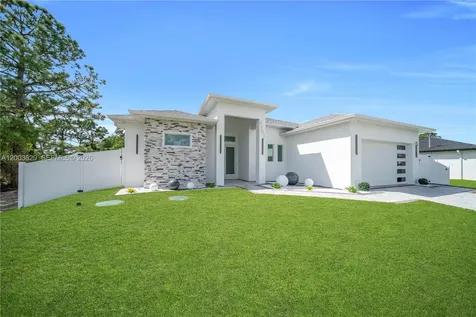 2703 34th Street SW Lehigh Acres FL 33976