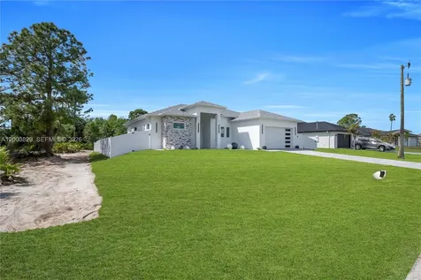 2703 34th Street SW Lehigh Acres FL 33976