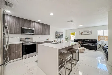 16426 SW 48th Terrace Miami FL 33185