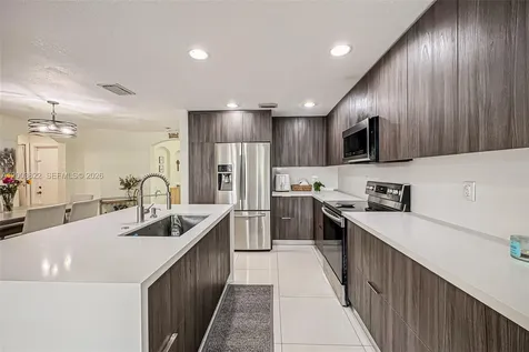 16426 SW 48th Terrace Miami FL 33185