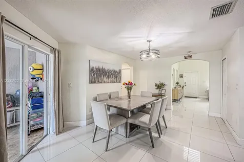 16426 SW 48th Terrace Miami FL 33185