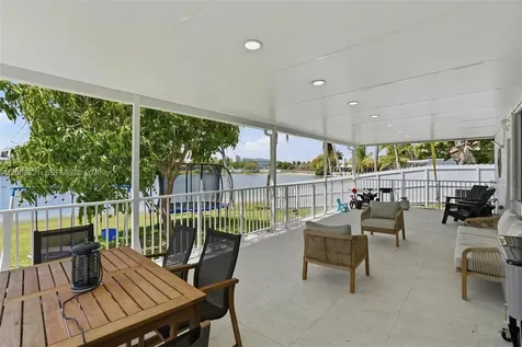 8550 SW 208th Street Cutler Bay FL 33189