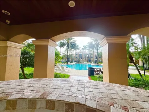 8060 N Nob Hill Road Tamarac FL 33321