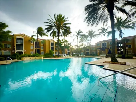 8060 N Nob Hill Road Tamarac FL 33321
