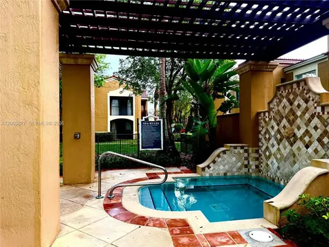 8060 N Nob Hill Road Tamarac FL 33321