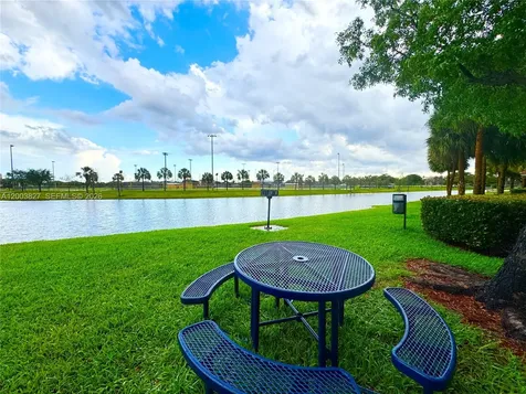 8060 N Nob Hill Road Tamarac FL 33321