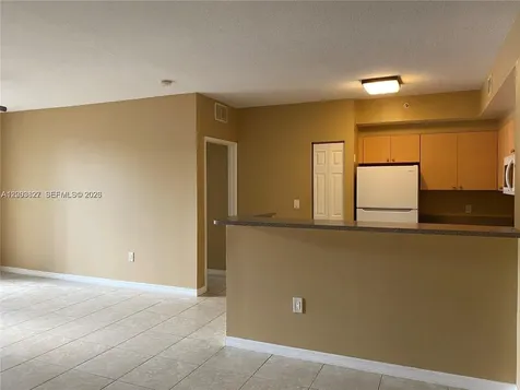 8060 N Nob Hill Road Tamarac FL 33321