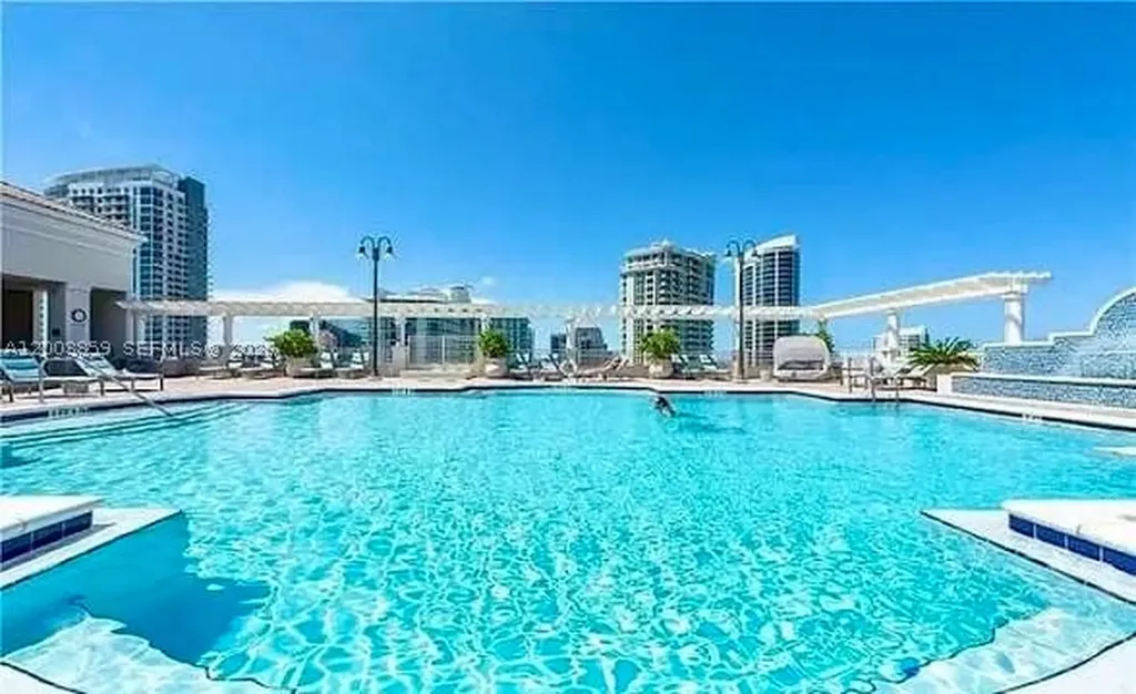 511 SE 5th Avenue Fort Lauderdale FL 33301
