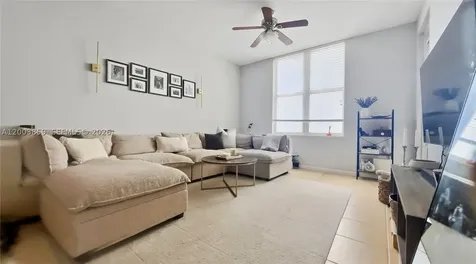511 SE 5th Avenue Fort Lauderdale FL 33301