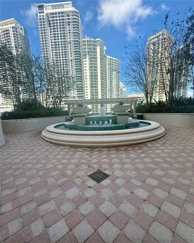 511 SE 5th Avenue Fort Lauderdale FL 33301