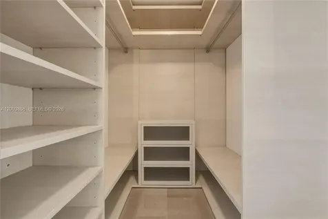 88 SW 7th Street Miami FL 33130