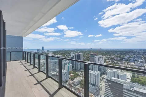 88 SW 7th Street Miami FL 33130