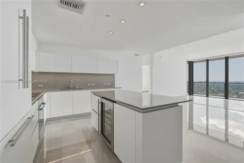 88 SW 7th Street Miami FL 33130