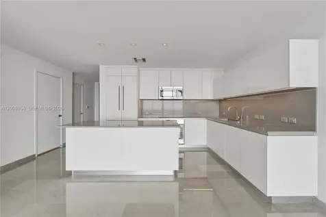 88 SW 7th Street Miami FL 33130