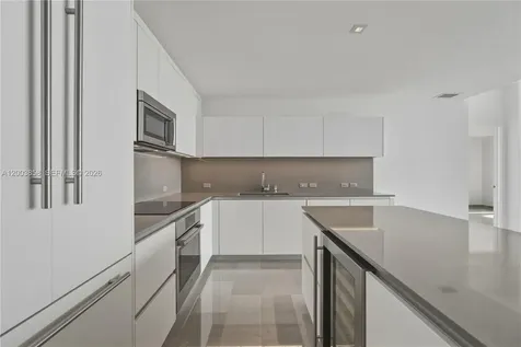 88 SW 7th Street Miami FL 33130