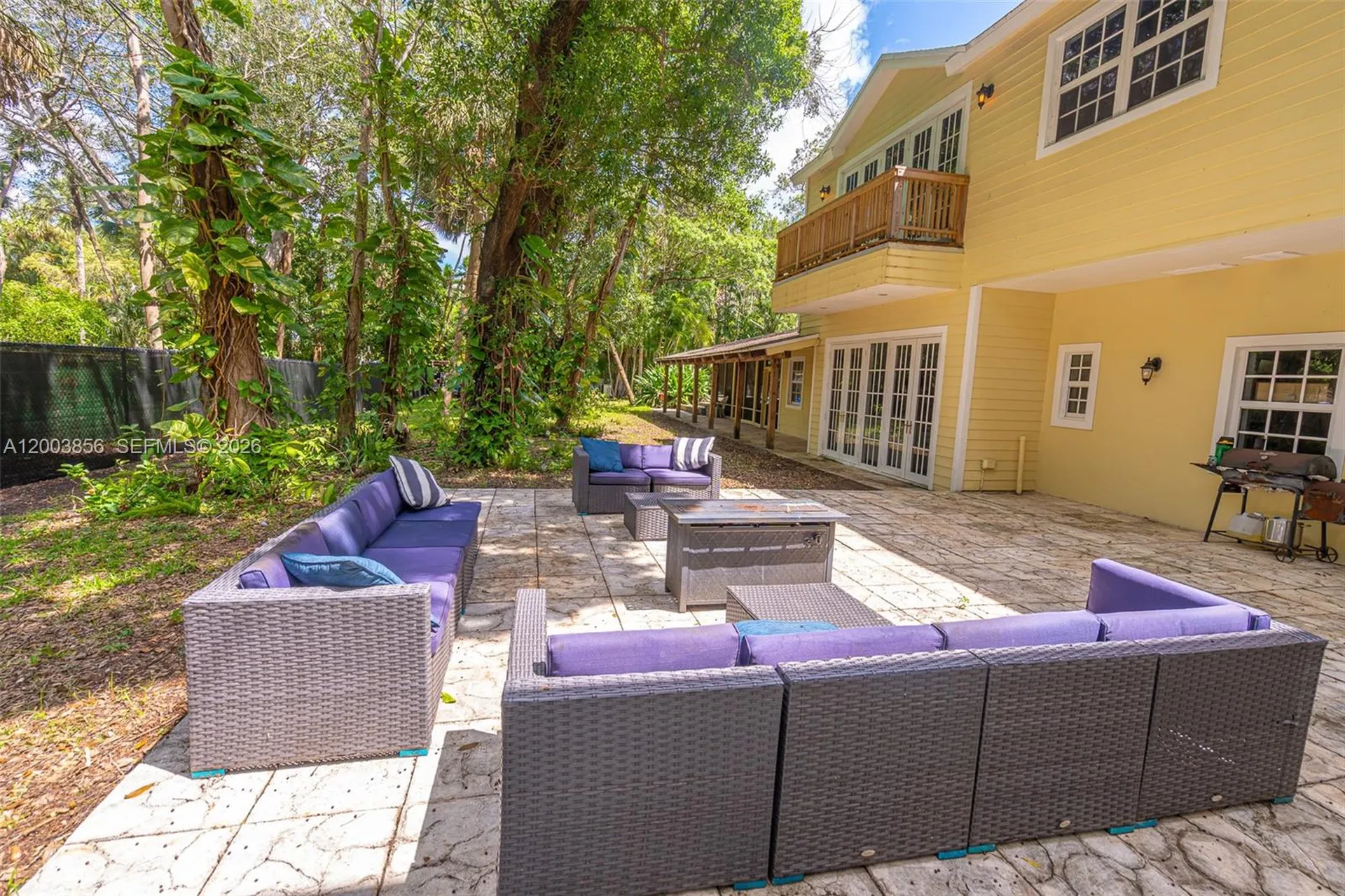 2221 SW 28th Way Fort Lauderdale FL 33312