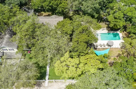 2221 SW 28th Way Fort Lauderdale FL 33312