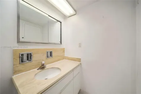 5700 Collins Avenue Miami Beach FL 33140