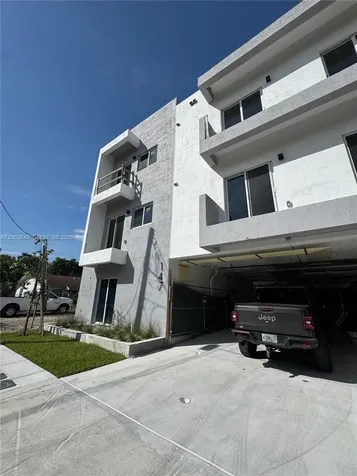 147 NW 59th Street Miami FL 33127