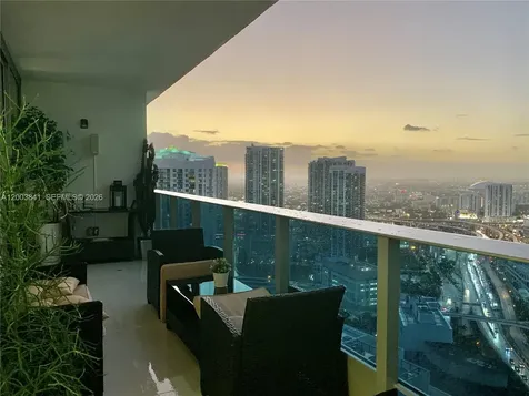 200 Biscayne Boulevard Way Miami FL 33131
