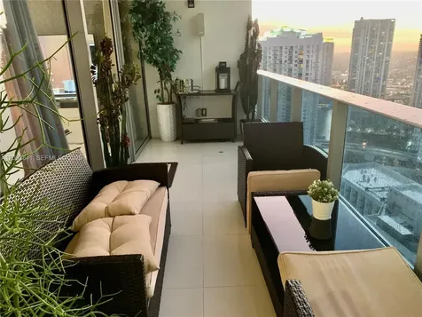 200 Biscayne Boulevard Way Miami FL 33131