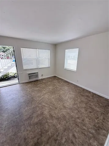 801 N H Street Lake Worth FL 33460