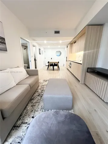 225 N Miami Avenue Miami FL 33128
