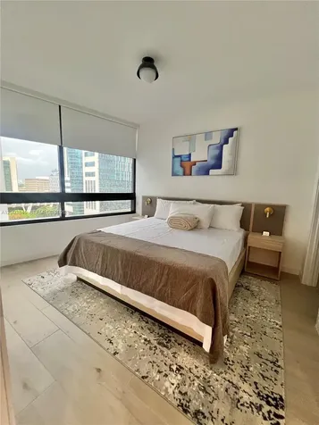 225 N Miami Avenue Miami FL 33128