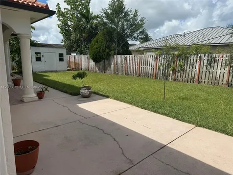 17460 NW 89th Avenue Hialeah FL 33018