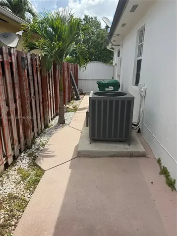 17460 NW 89th Avenue Hialeah FL 33018
