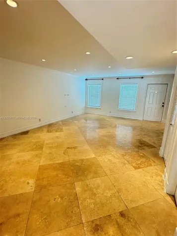 3920 Woodside Drive Coral Springs FL 33065