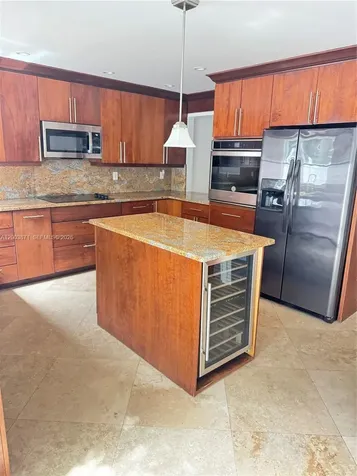 3920 Woodside Drive Coral Springs FL 33065