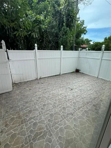 3920 Woodside Drive Coral Springs FL 33065