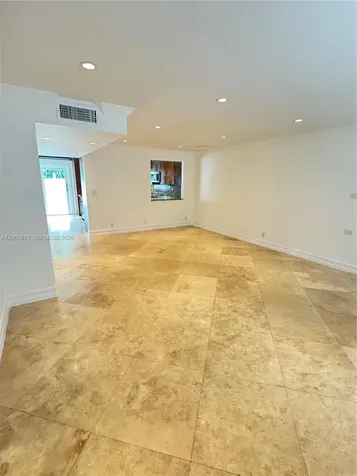 3920 Woodside Drive Coral Springs FL 33065