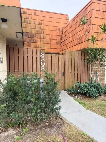 North Lauderdale FL 33068