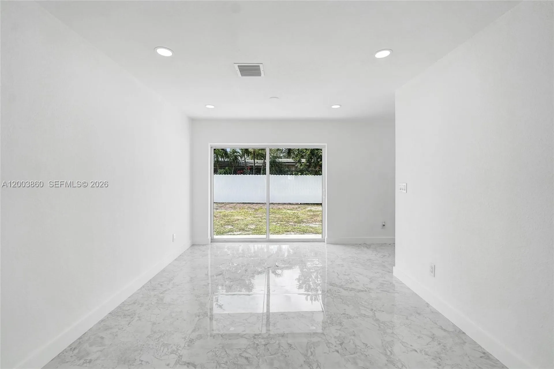 6442 Oak Street Hollywood FL 33024