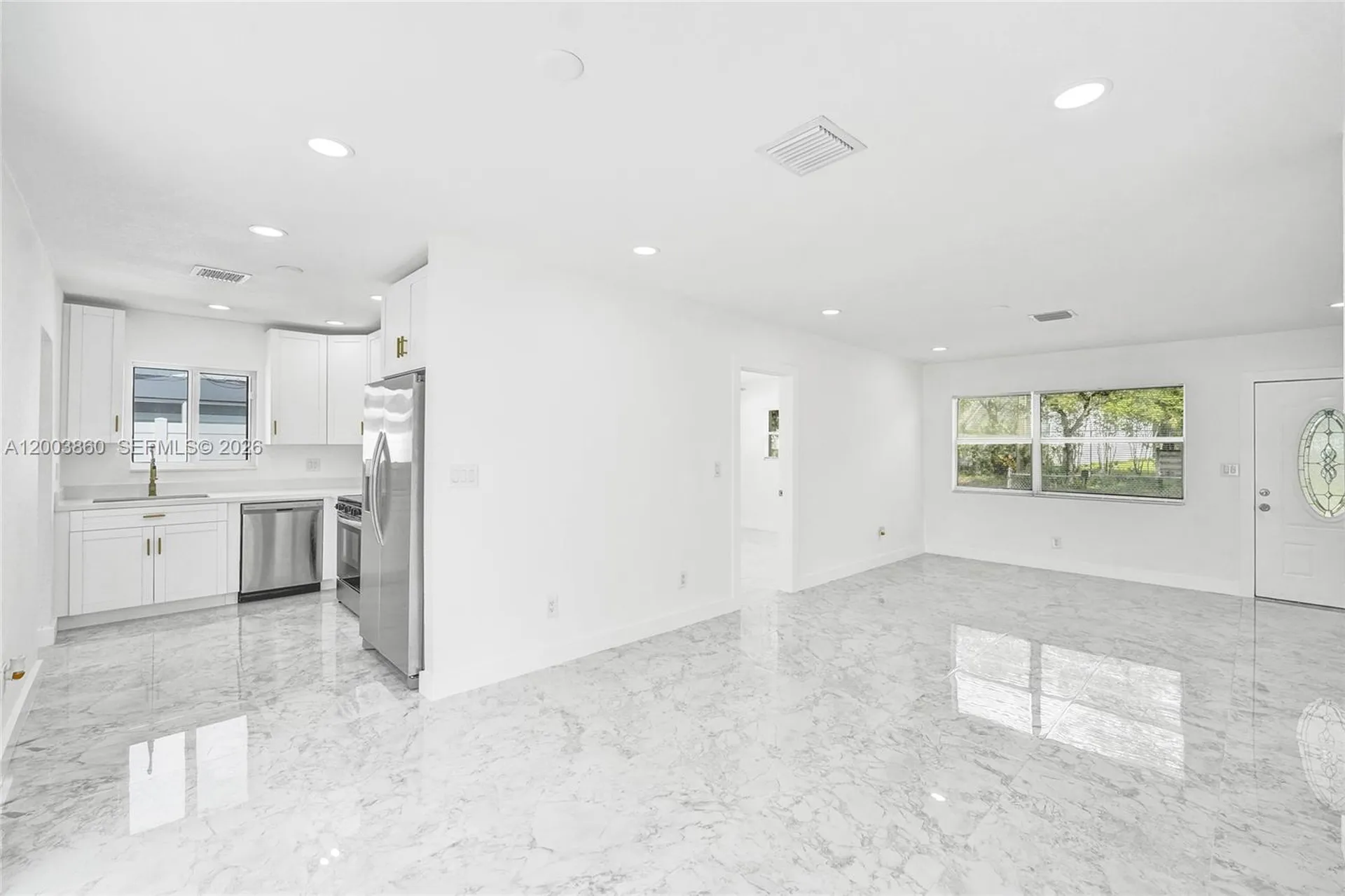 6442 Oak Street Hollywood FL 33024