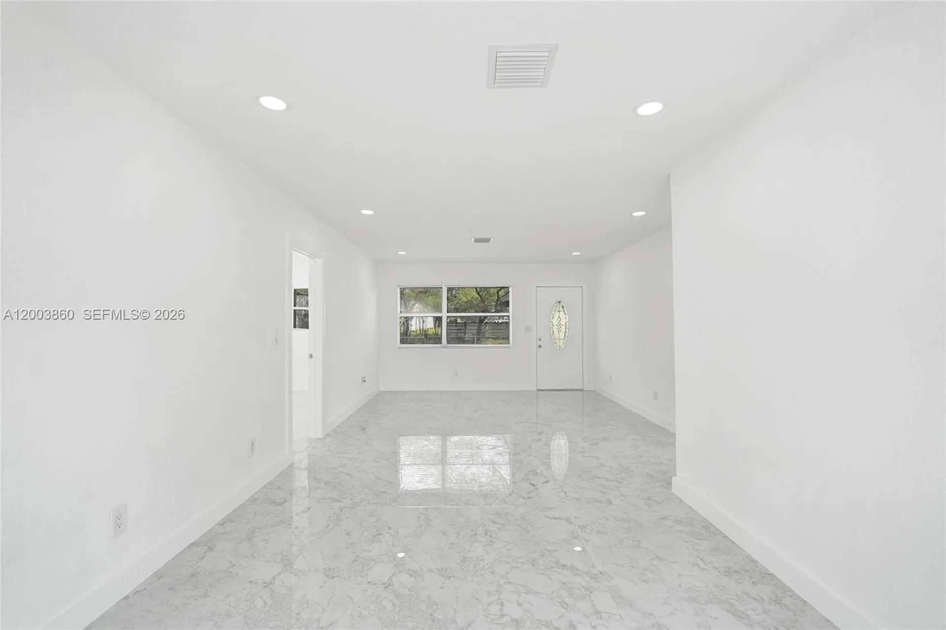 6442 Oak Street Hollywood FL 33024