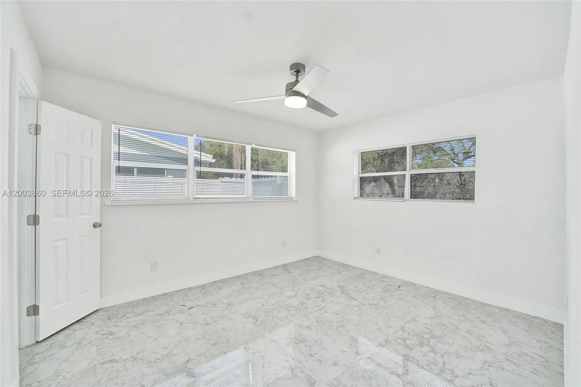 6442 Oak Street Hollywood FL 33024