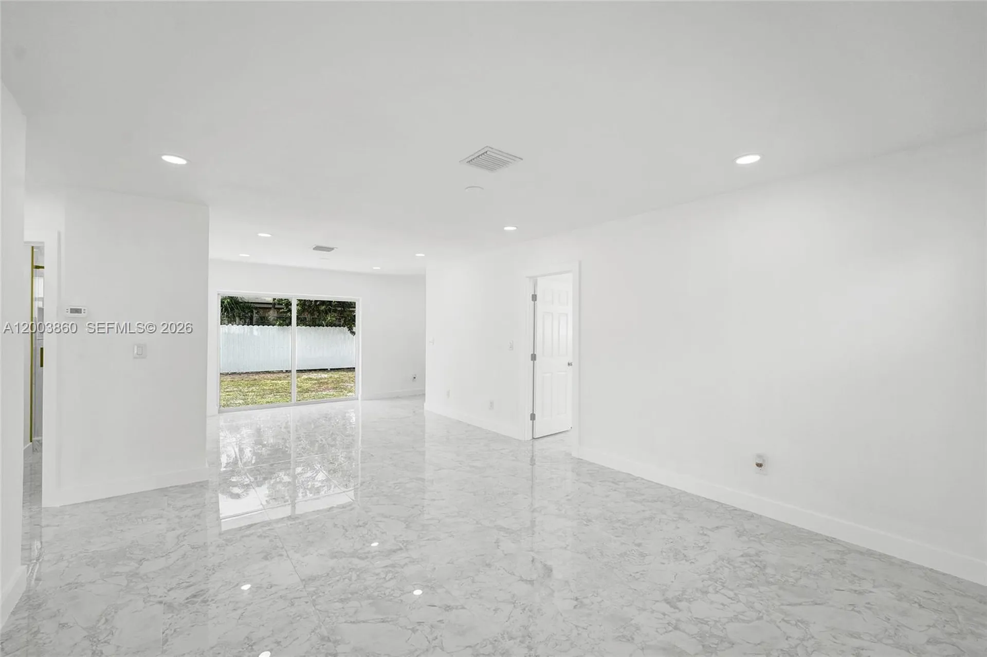 6442 Oak Street Hollywood FL 33024
